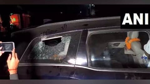 Guru Rudra Kumar's convoy attacked with stones (Photo/ANI)