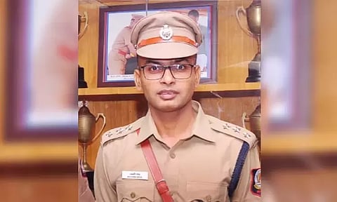 &nbsp;IPS officer Balveer Singh