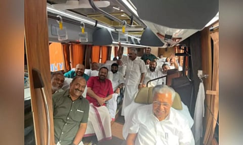 Amid oppn's criticism, Pinarayi Vijayan's statewide bus tour begins