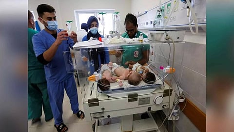 Premature babies evacuated from an incubator in Al Shifa Hospital in Gaza City receive treatment at an hospital in Rafah (Photo/Reuters)