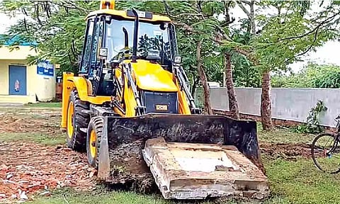 Officials claimed that the water tank that emitted stench was not being used by the staff and students of the govt school