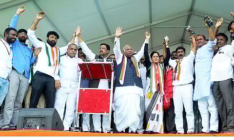 Mallikarjun Kharge addressed public meetings at Nalgonda and Alampur. (PTI)