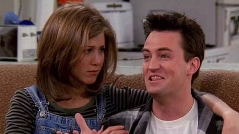 Still from Jennifer Aniston and Matthew Perry from Friends