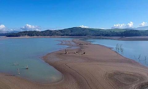 Sidi El Barrak dam at low water levels, in Nafza, west of the capital Tunis, Tunisia (Photo: Reuters)