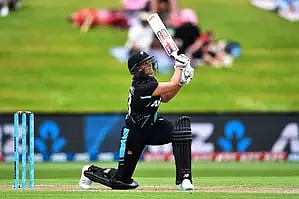 Otago Oval to be temporarily named ‘Suzie Bates Oval’ as New Zealand name squad for Pakistan series