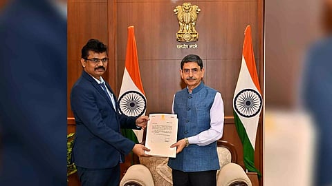 Governor Chancellor Ravi appointed Dr. N. Felix as the new Vice-Chancellor of Tamil Nadu Dr. J. Jayalalithaa Fisheries University, Nagapattinam (Photo/X)