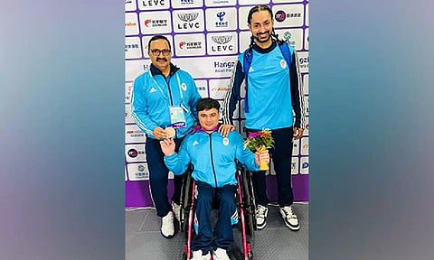 Para-Powerlifter Ashok