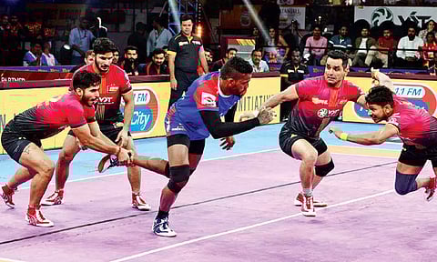 Siddharth Desai in action against Bengaluru Bulls