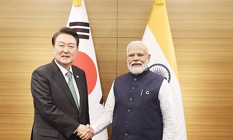 PM Modi and South Korean President Yoon Suk Yeol (X\@narendramodi)