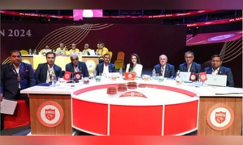 IPL Auction 2024: PBKS accidentally buy uncapped Shashank Singh; auctioneer denies reversal