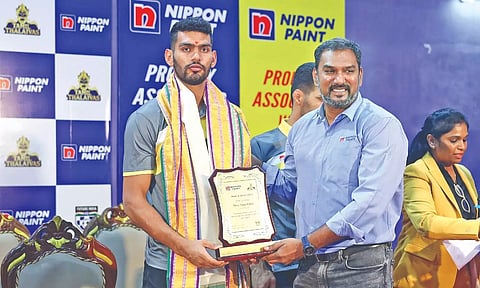TT Captain Sagar Rathee being felicitated at the event.