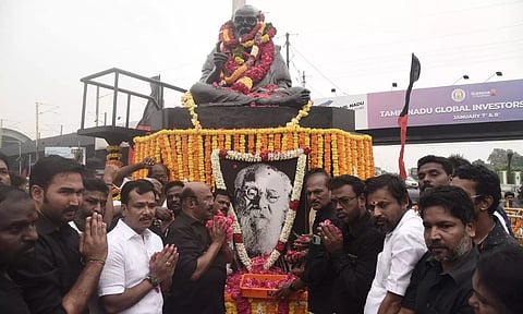AIADMK leaders paying tributes to Periyar statue. @AIADMKOfficial