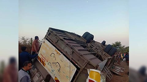 Bus overturns in Tamhani Ghat (ANI)