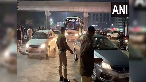 Police checking on New Year in Indore (Photo/ANI)