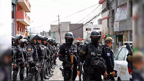 Police leave the El Inca prison after a security operation due to riots, following the disappearance of Jose Adolfo Macias (Reuters)&nbsp;
