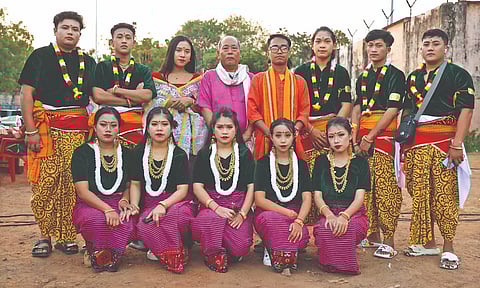 Manipuri dancers (Photo: Manivasagan)