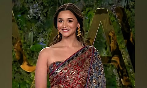 Alia Bhatt sizzles in Ajrakh saree at special award function in Riyadh