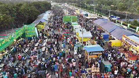 Crowd at Chennai Trade Fair at island ground
