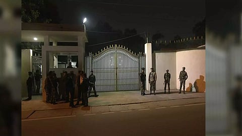 Visuals from outside Jharkhand Chief Minister Hemant Soren's residence in Ranchi. (Photo/ANI)