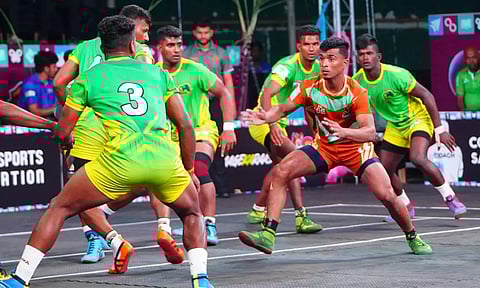 Iyyappan Veerapandian in action during the Yuva Kabaddi Series.