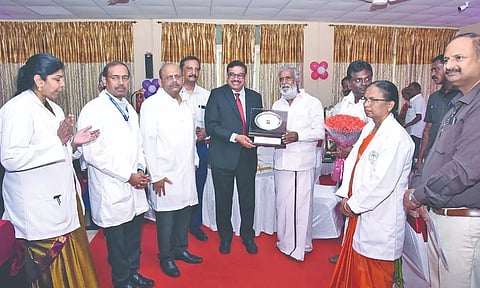 HR&amp;CE Minister Sekarbabu presented the ‘Doyen of Ear Surgery’ award to Dr Mohan Kameswaran on Sunday