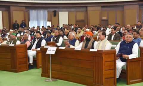 Cross-Voting Session (IANS)