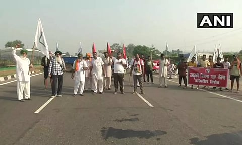 Farmers' Protest: Delhi Police Stocks Up on 30,000 Tear Gas Shells