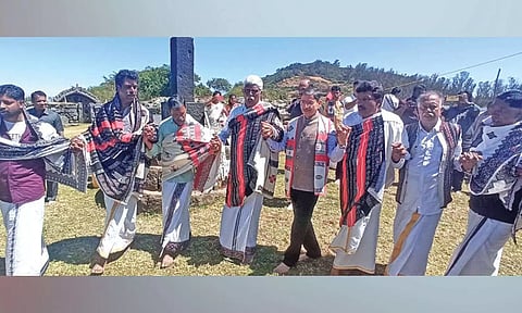 Governor Ravi dancing with tribal people in Ooty