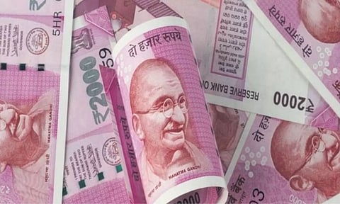 97.6 pcs of Rs 2000 banknotes returned by Feb 29: RBI