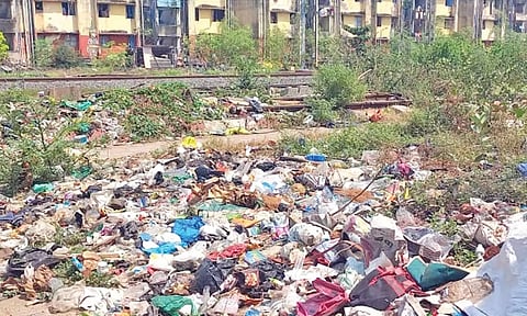 Massive garbage dumped on the way to the railway station at Chetpet