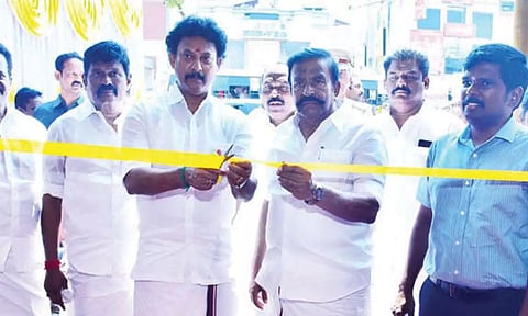 Ministers KN Nehru and Anbil Mahesh Poyyamozhi inaugurating a photo exhibition in Tiruchy on Tuesday