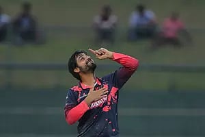 Kandy Samp Army end New York Superstar Strikers' winning streak, Punjab Royals hammer Delhi Devils