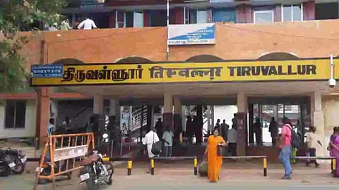 Tiruvallur station
