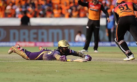 &nbsp;Dinesh Karthik (X)