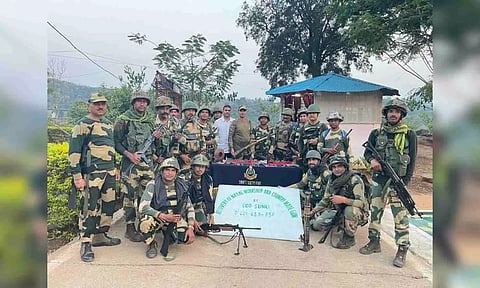 Security forces after uncovering a Naxals weapons workshop (BSF)