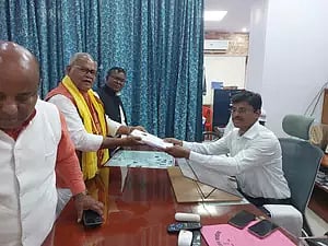 Jitan Manjhi files nomination as NDA candidate&nbsp;