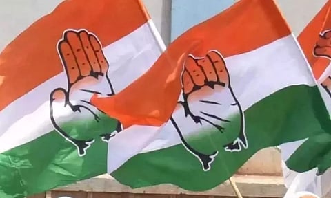 Cong protests against I-T notices, terms it attempt to "choke" party financially ahead of polls