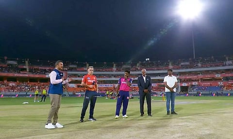 During the toss (Screengrab)