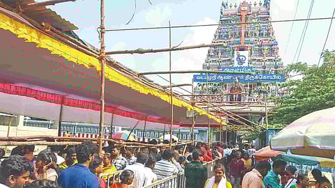 Vadapalani Murugan Temple (Photos: Hemanathan M, Manivasagan N)