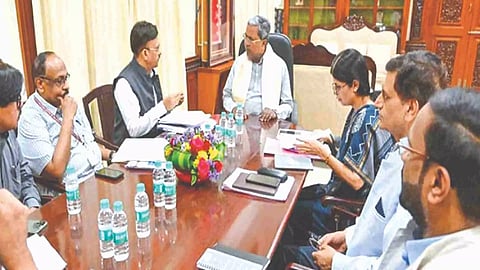 Karnataka CM Siddaramaiah and team&nbsp;
