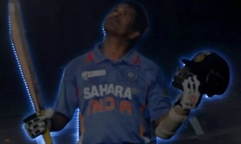 Social media buzzing with heartfelt wishes as 'God of Cricket'(IANS)