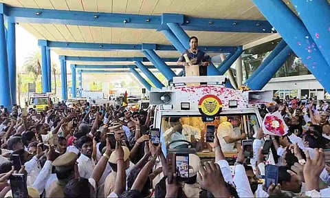 &nbsp;Premalatha Vijayakanth's rally with the Padma Bhushan award&nbsp;
