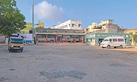 The deserted Tiruvallur bus terminus in Periyakuppam