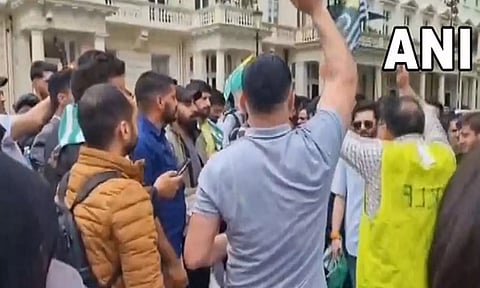 Protest outside Pakistan consulate in Bradford (ANI)