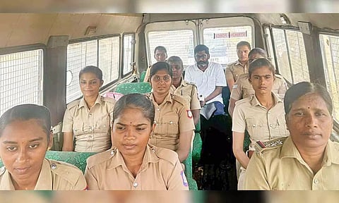 ‘Savukku’ Shankar escorted by women police personnel to Tiruchy on Wednesday&nbsp;