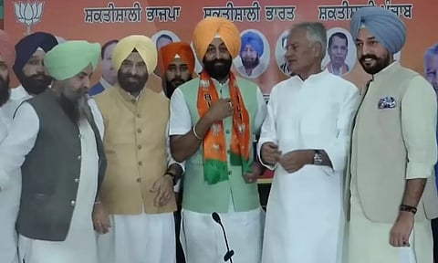 Ravikaran Singh Kahlon joined BJP in the presence of Sunil Jakhar, Manjinder Sirsa in Chandigarh (Image: X/@Gagan4344)