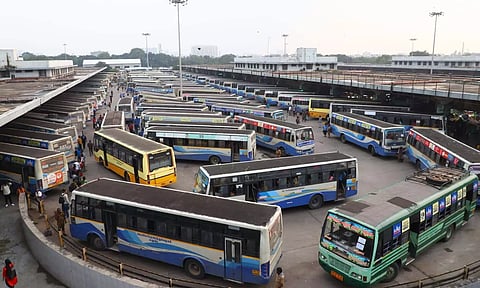 Koyambedu bus terminus (Photo: Hemanathan.M)