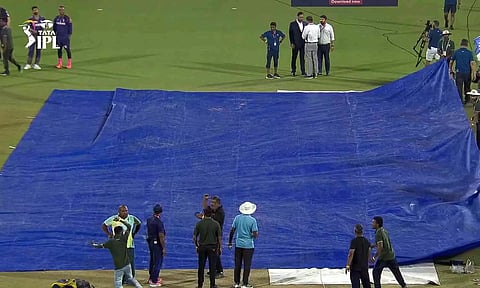 The match between RR and KKR has been called off due to rain (Screengrab)