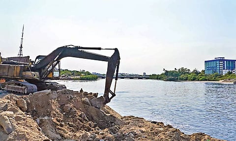 Cooum river dredging under way on Thursday (Photo: Deepak ST)