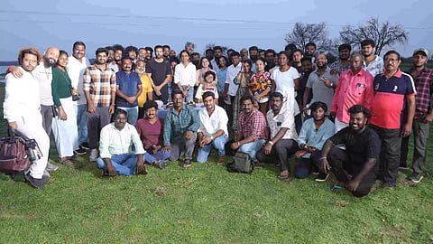 Team Kadhalikka Neramillai shooting wrapped